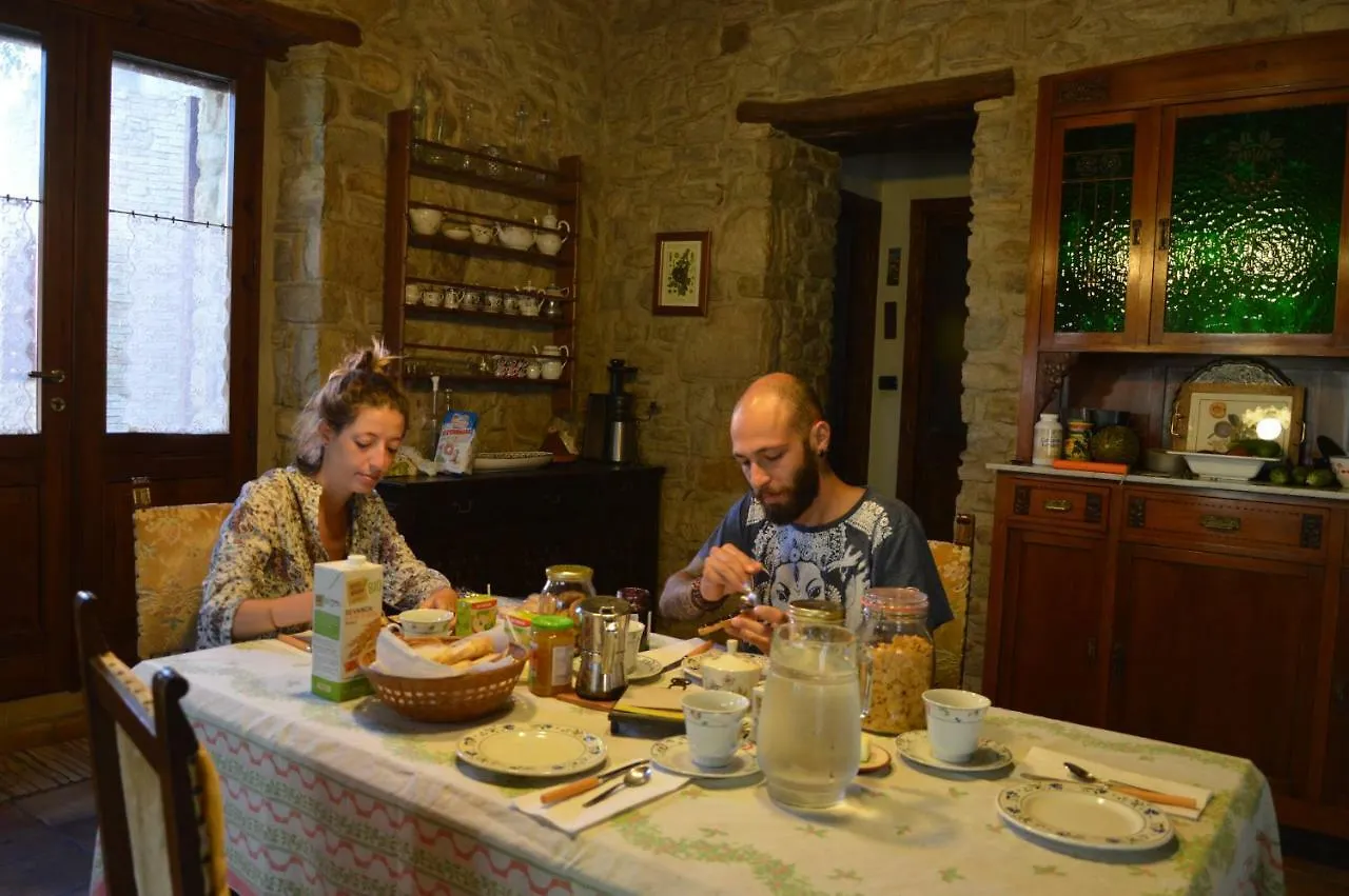 Sa Domu De Sa Contissa Bed & Breakfast Selegas
