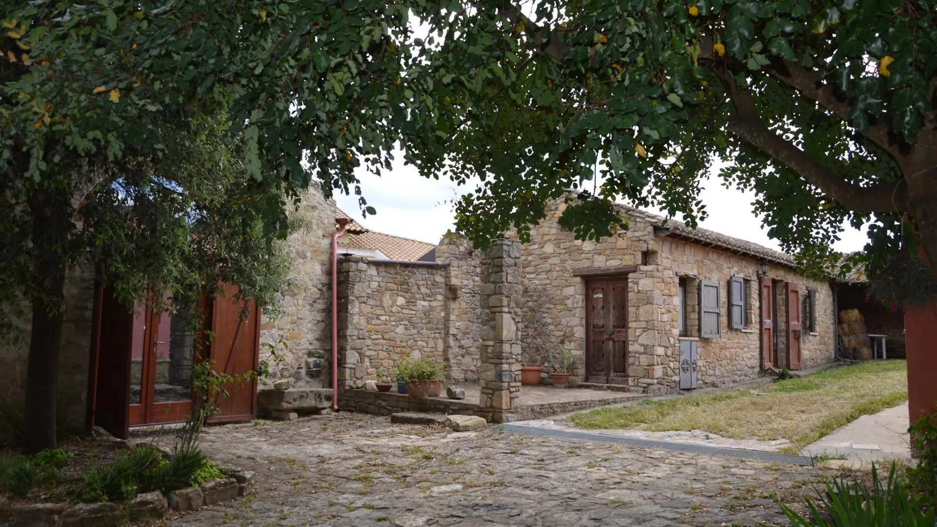 Bed & Breakfast Bed and Breakfast Sa Domu De Sa Contissa Selegas Italia