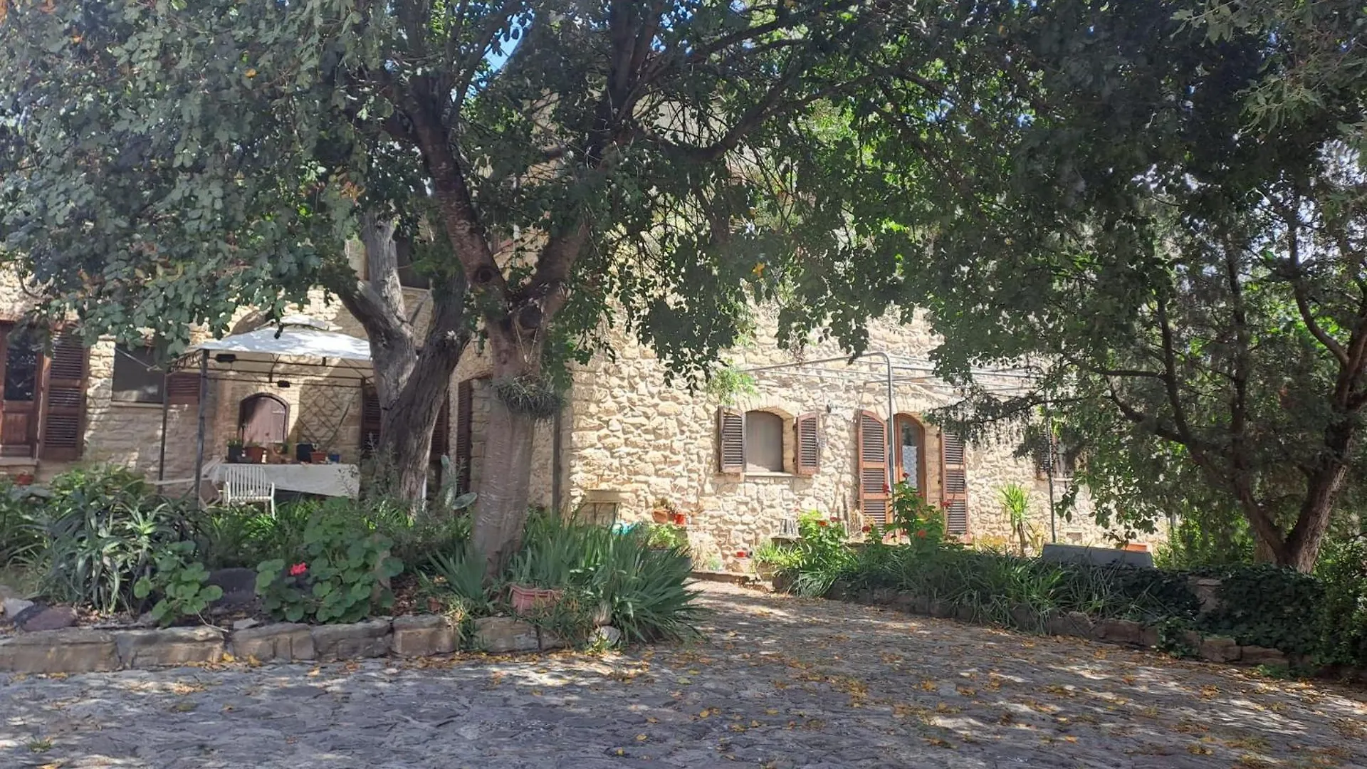 Bed and Breakfast Sa Domu De Sa Contissa Selegas 0*,  Italia
